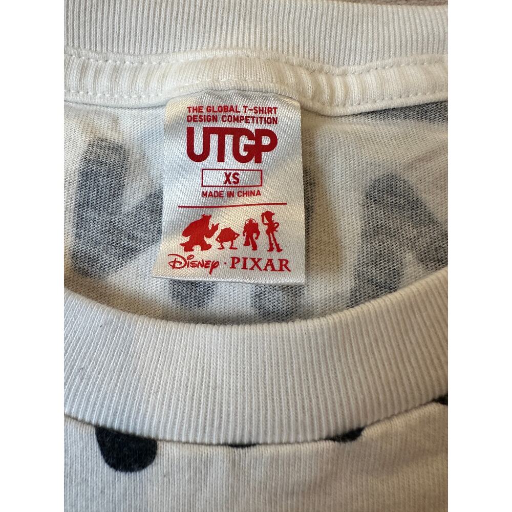 Disney UTGP Penguin Mine Graphic T-Shirt White Black XS - Picture 3 of 6